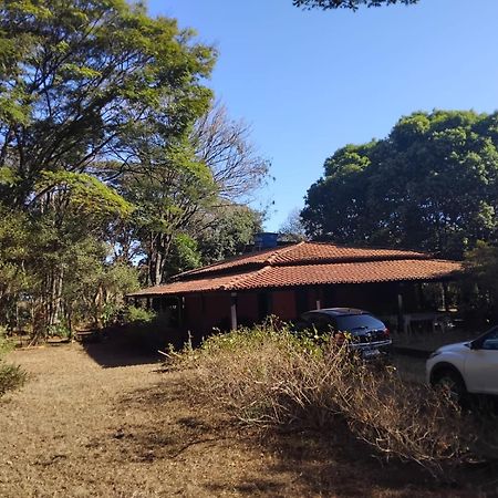 Sitio Bemtevi - Jockey Camping - Uberlandia Villa Eksteriør billede